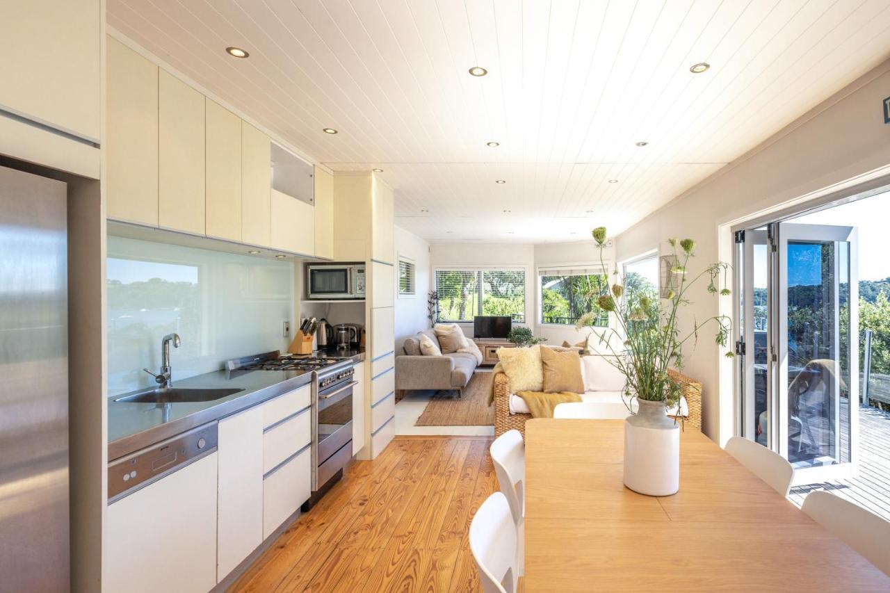 Tawa Cottage - Coast & Country Oneroa Buitenkant foto
