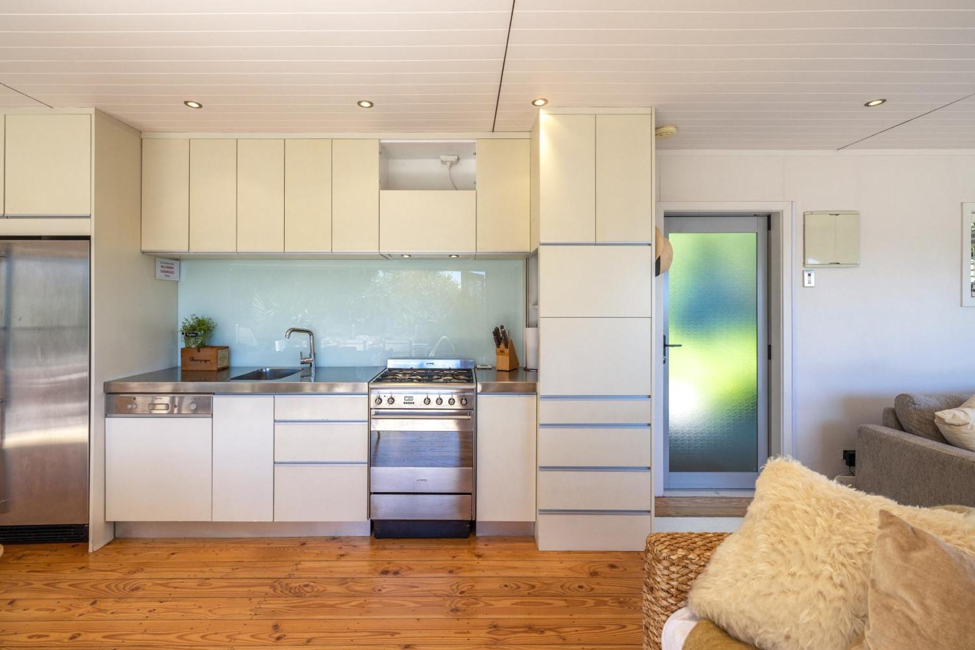 Tawa Cottage - Coast & Country Oneroa Buitenkant foto